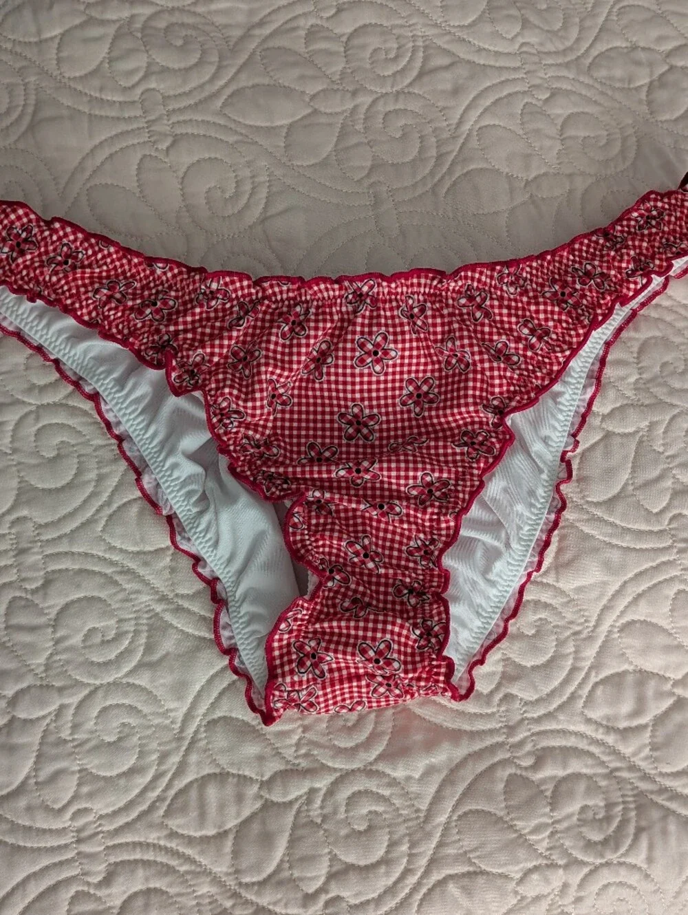 Frankies Bikinis get ready